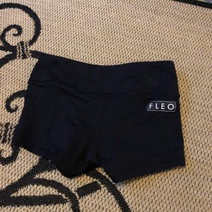 Fleos shorts